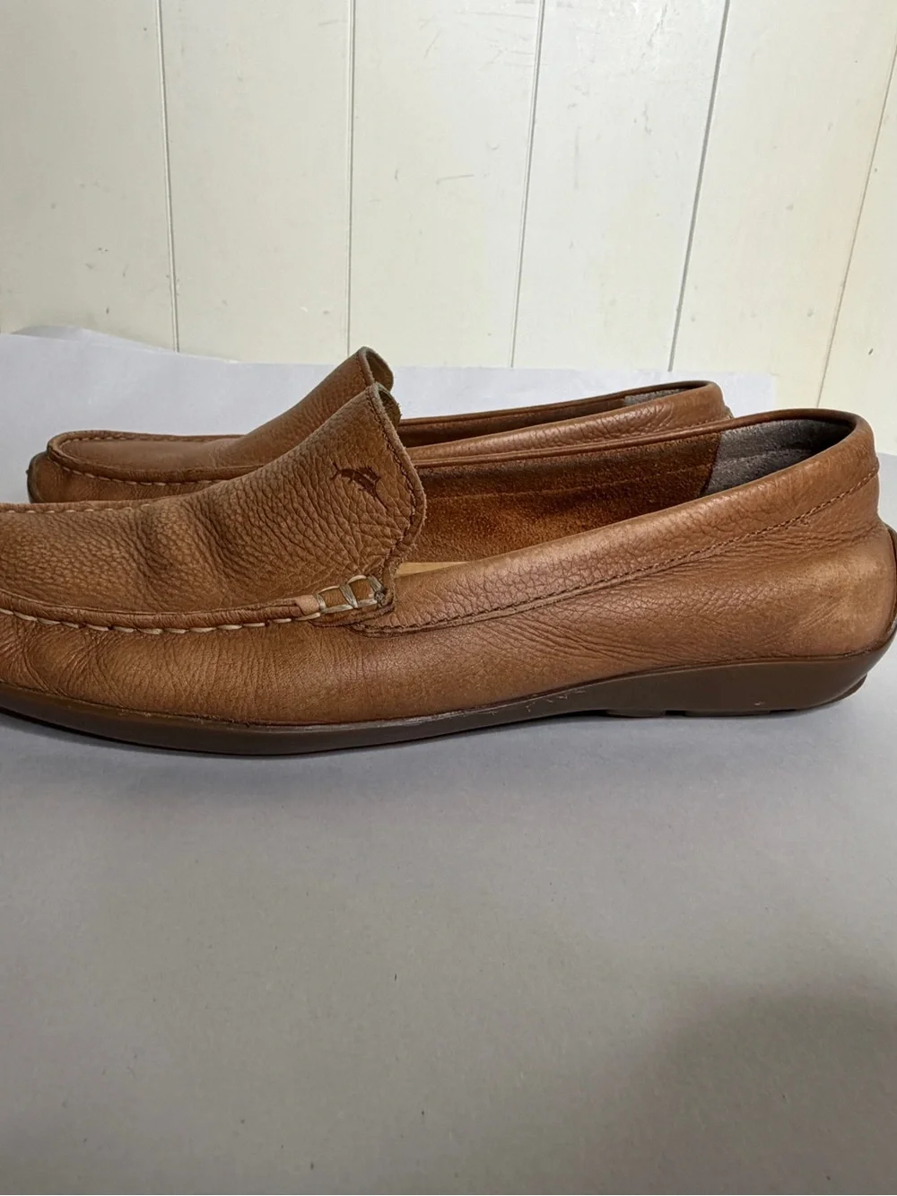 Tommy Bahama Orion Venetian Shoes  Brown Leather Slip On Loafers - Size 10